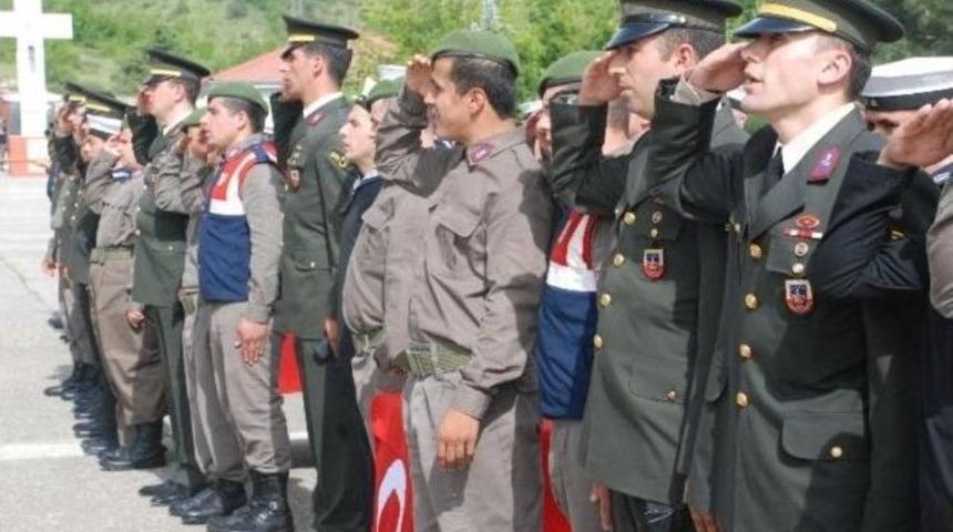 Engelliler 1 G&uuml;nl&uuml;ğ&uuml;ne Asker Oldu