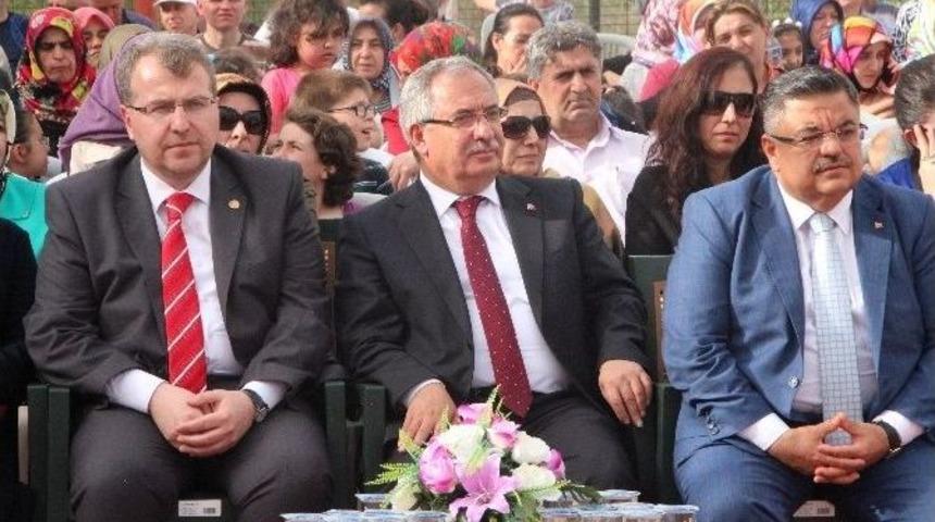 Hayme Ana Sultanevi&rsquo;ne Sadece Kadınlar Girecek