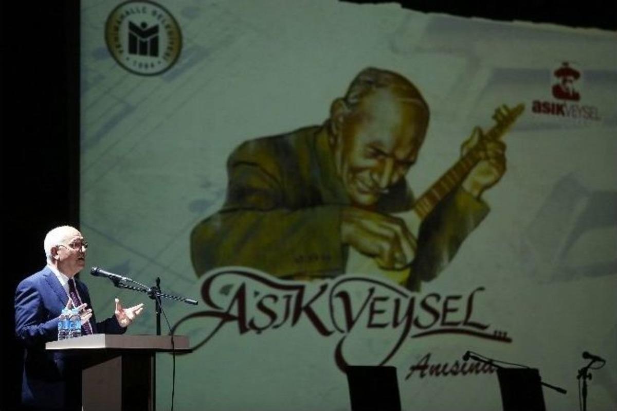 Aşık Veysel &Ouml;l&uuml;m&uuml;n&uuml;n 43. Yılında Yenimahalle&rsquo;de Anıldı