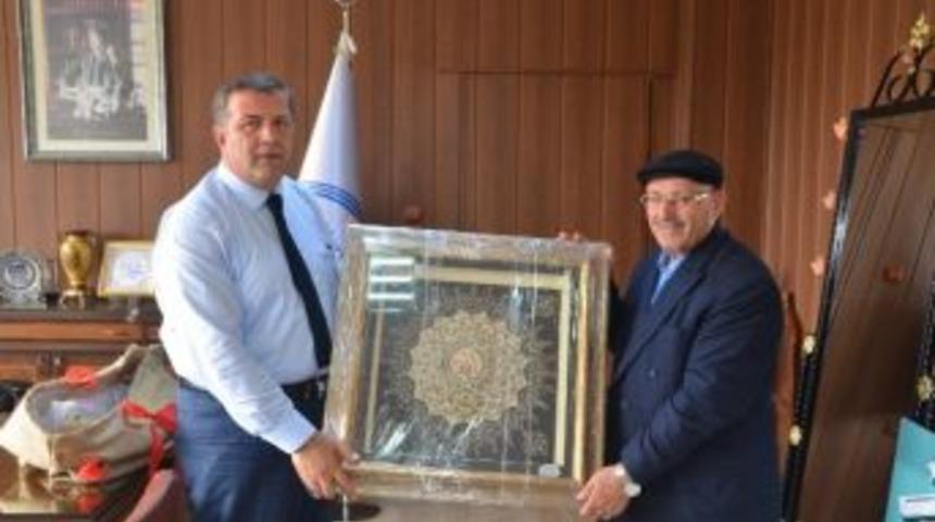 Hayırsever Ey&uuml;p Aygar, M&uuml;d&uuml;r Koca&rsquo;yı Ziyaret Etti