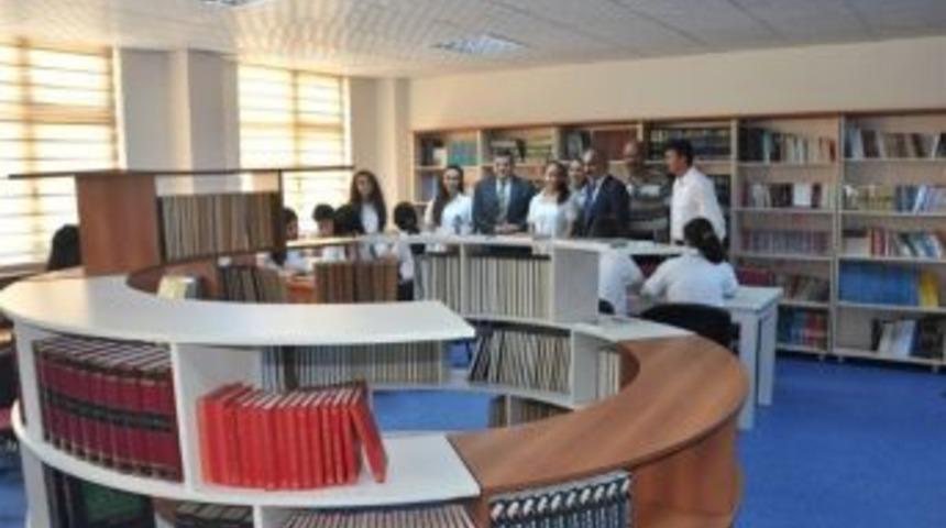 Yenişehir Kaymakamlığı 22. K&uuml;t&uuml;phaneyi A&ccedil;tı