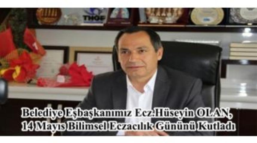 Eş Bakan Olan Eczacılar G&uuml;n&uuml;&rsquo;n&uuml; Kutladı
