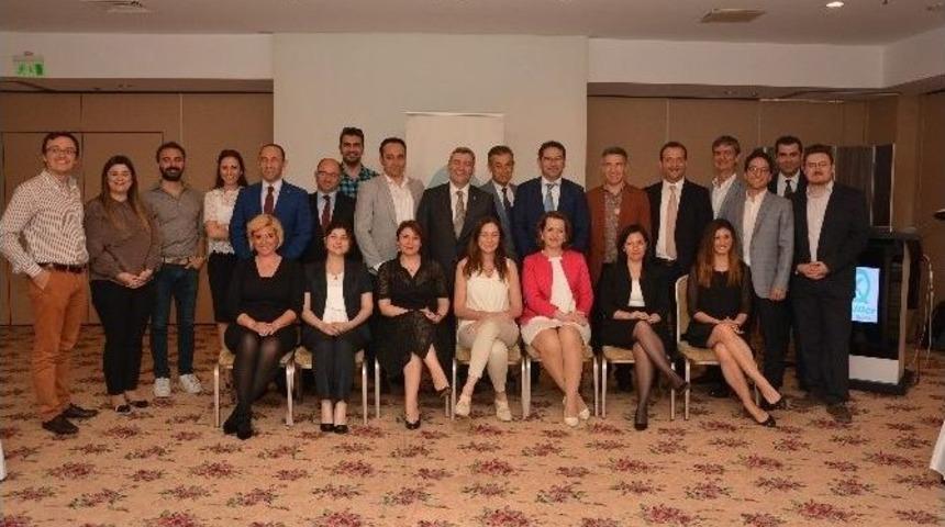 Kalder İzmir Şubesi Değişim R&uuml;zgarı Estirecek