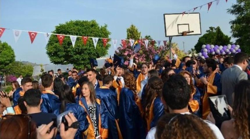 Ortaca Myo Mezunlarını T&ouml;renle Uğurladı