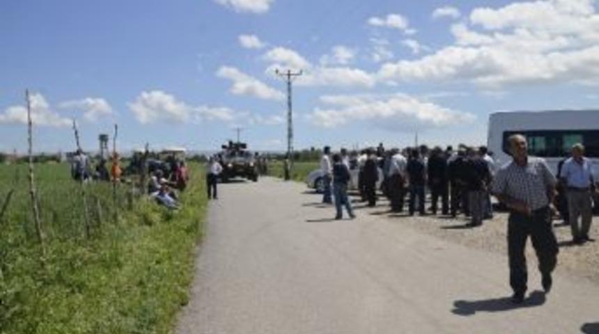 K&ouml;yl&uuml;ler, Saya&ccedil;ların Ev Dışına &Ccedil;ıkarılmasını Kabul Etti