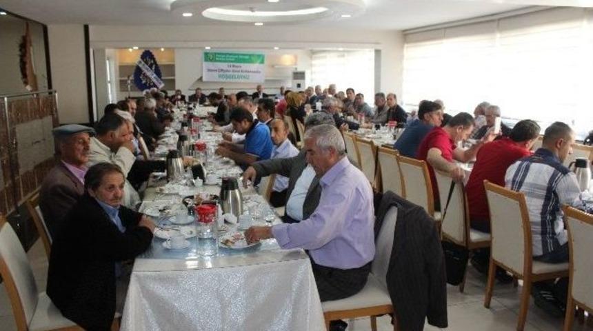 D&uuml;nya &Ccedil;ift&ccedil;iler G&uuml;n&uuml; Kutlaması