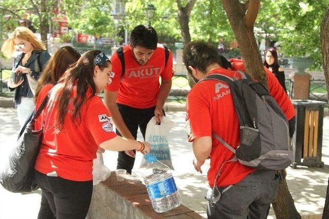 Esogü Akut Öğrenci Topluluğu’ndan “sevgi Tabağı”