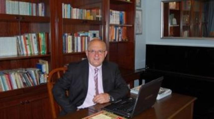 Kargılı Yazar Anılarını Kitaplaştırdı