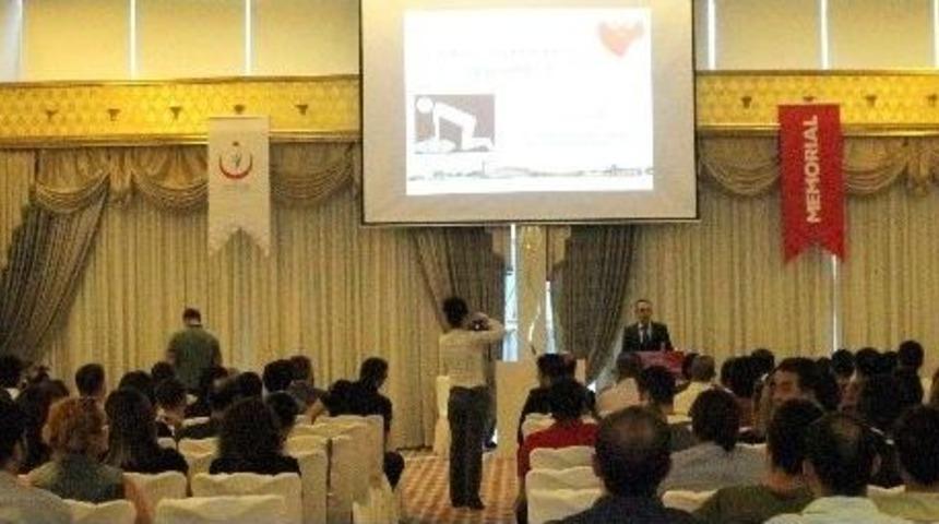 Diyarbakır&rsquo;da Acil Tıp Toplantısı D&uuml;zenlendi