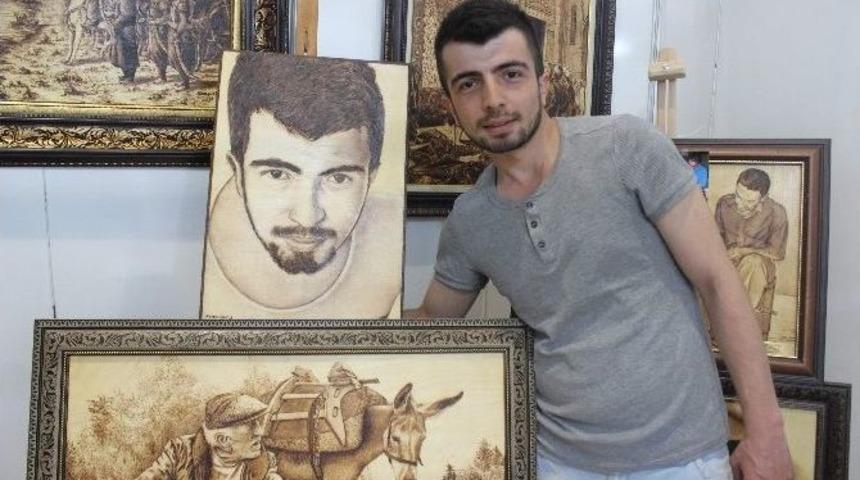 (&ouml;zel Haber) Boya Ve Kalem Kullanmadan Fotoğraf Gibi Resim Yapıyor