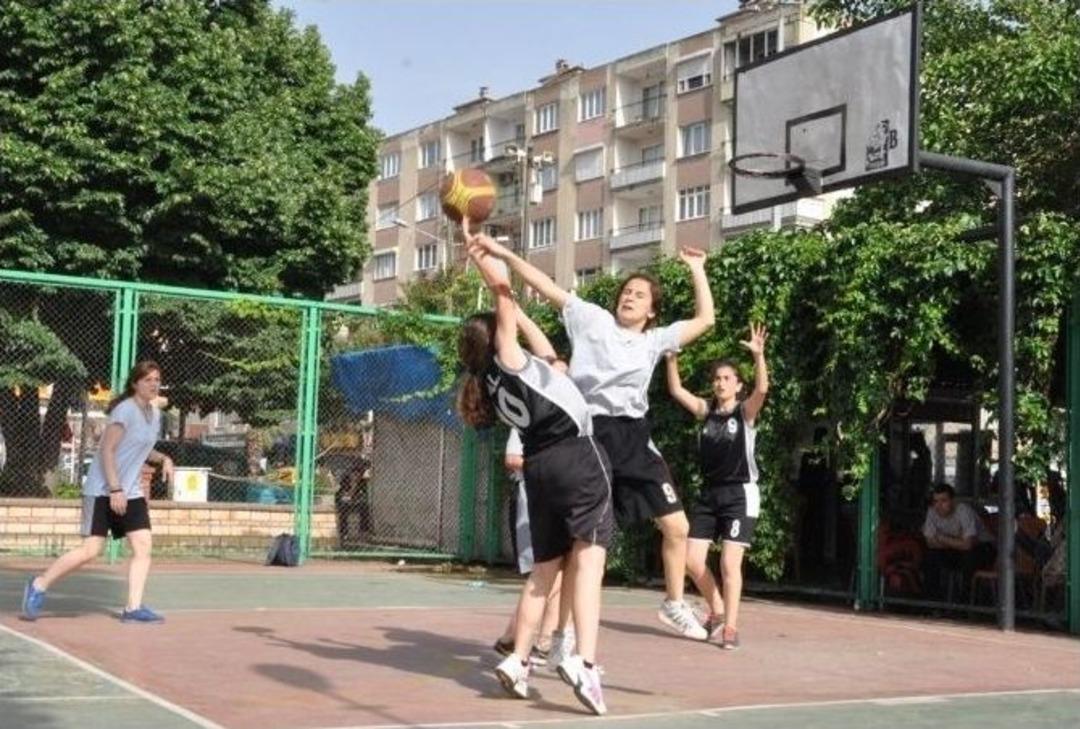 Nazilli&rsquo;de 19 Mayıs Spor Şenlikleri Başladı