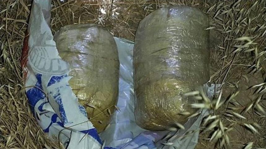 Menfezin Altında 15 Kilo Tnt Patlayıcı Bulundu