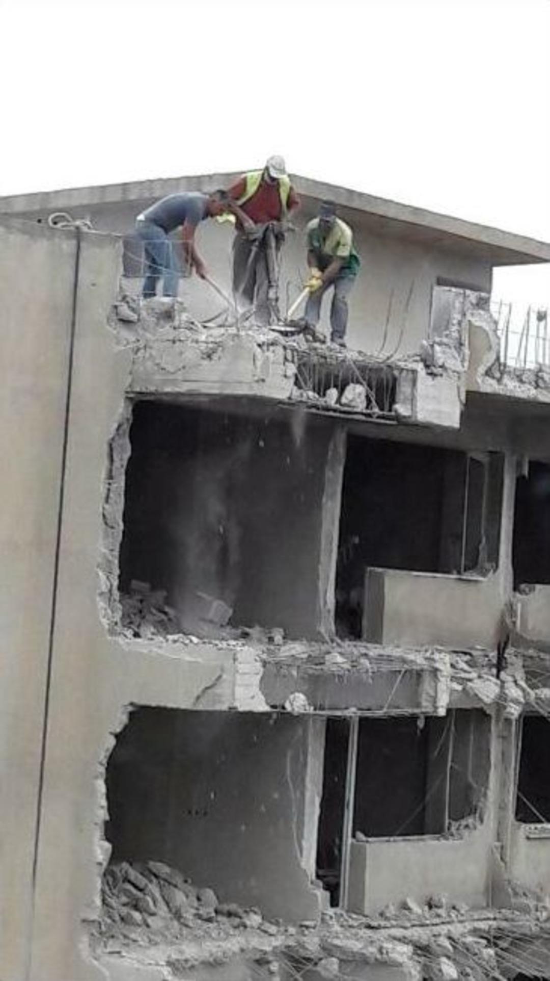 İzmir&rsquo;de İş&ccedil;i G&uuml;venliğinde &rsquo;pes&rsquo; Dedirten Manzara