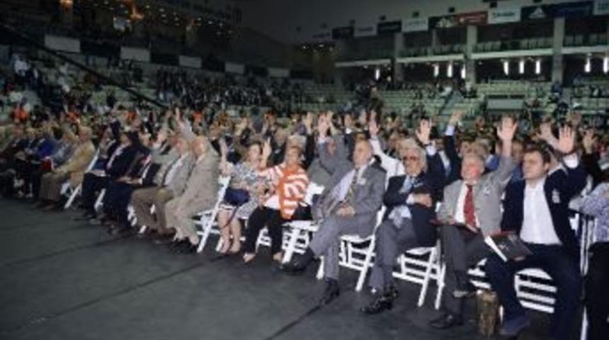 Beşiktaş Y&ouml;netimi İbra Edildi