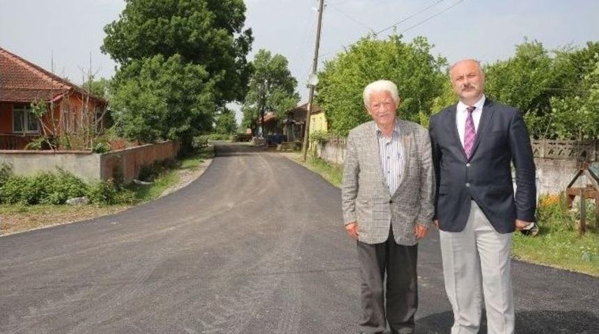 Adapazarı Belediyesi İl&ccedil;e Genelinde Sıcak Asfalt &Ccedil;alışmalarına Devam Ediyor