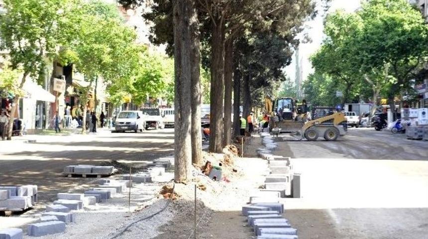 Azerbaycan Bulvarı Yenileniyor