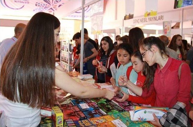 Çarşamba Kitap Fuarı Başladı