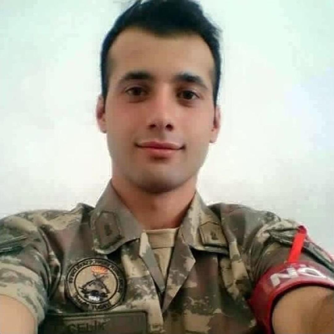 Isparta Şehidini Yağmur Altında Tekbirlerle Uğurladı