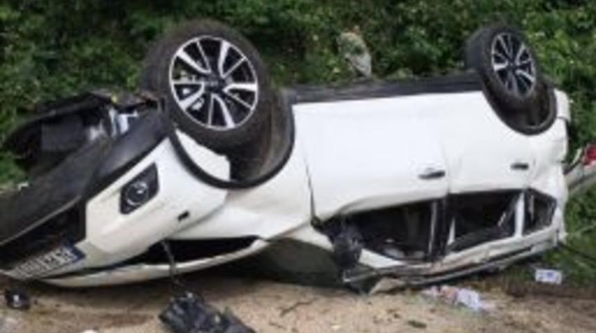 Otomobil Şarampole Yuvarlandı: 6 Yaralı