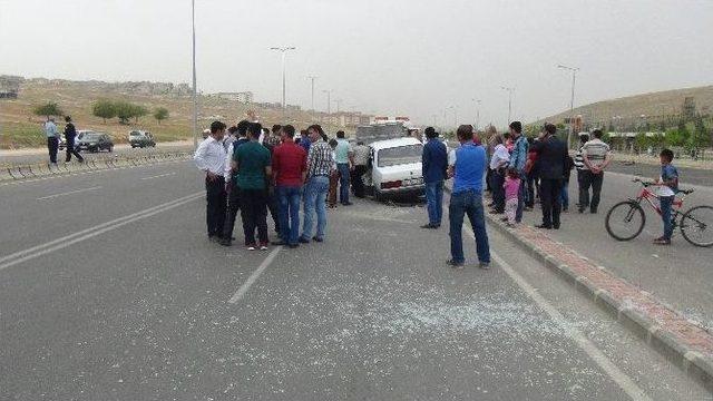 Gaziantep’te İki Araç Çarpıştı: 5 Yaralı