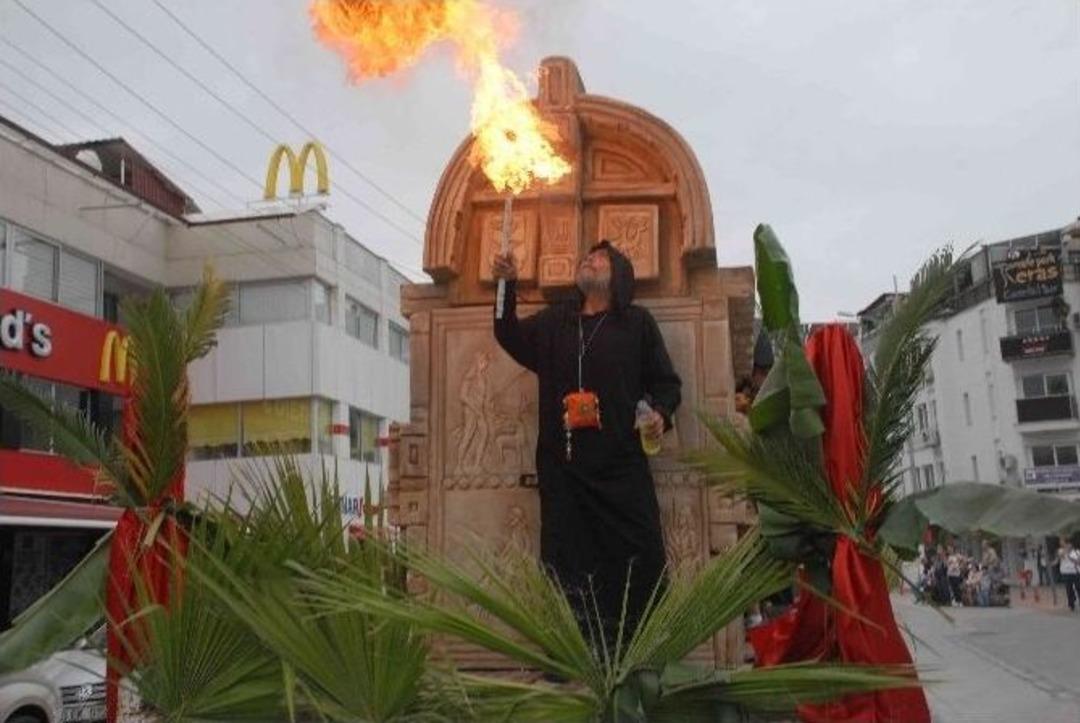Fethiye Festivali Rio Karnavalını Aratmadı