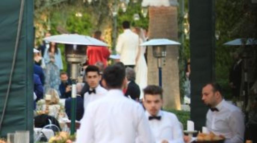 Kenan İmirzalıoğlu Ve Sinem Kobal D&uuml;nyaevine Girdi