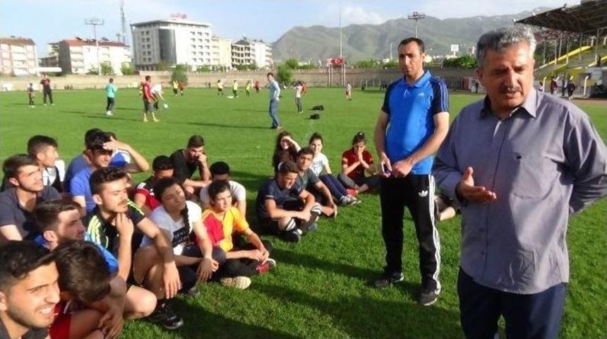 &Uuml;cretsiz Kurs &Ouml;ğrencilerin Umudu Oldu