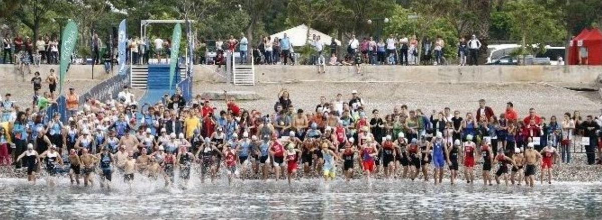 Antalya Triatlon Yarışları Rekor Katılımla Başladı