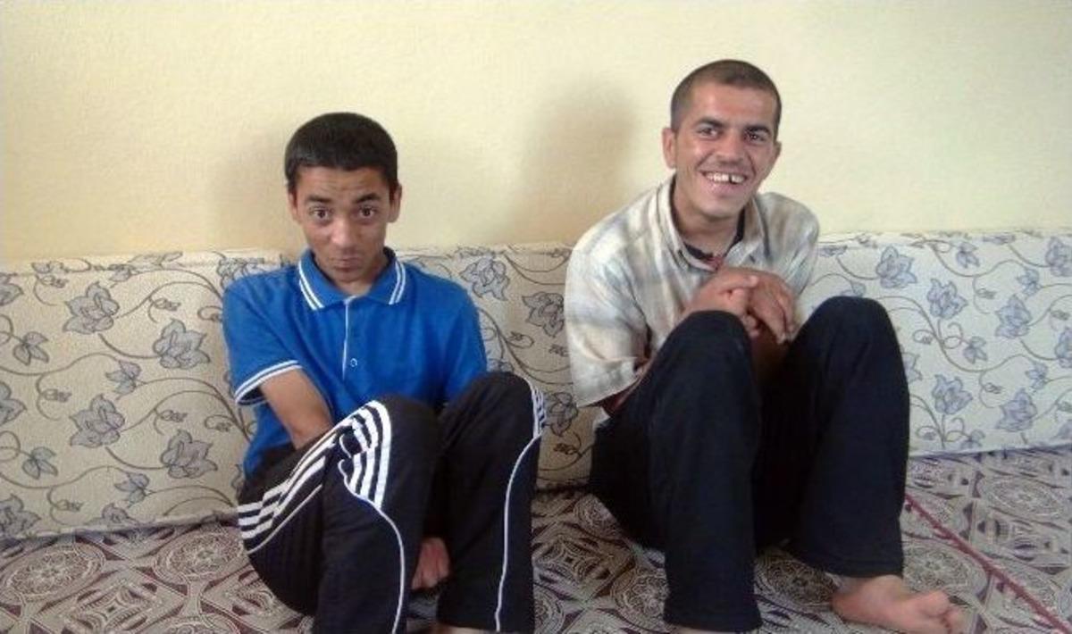 İki &Ccedil;ocuğu Engelli Olan Ailenin Y&uuml;rek Yakan Dramı