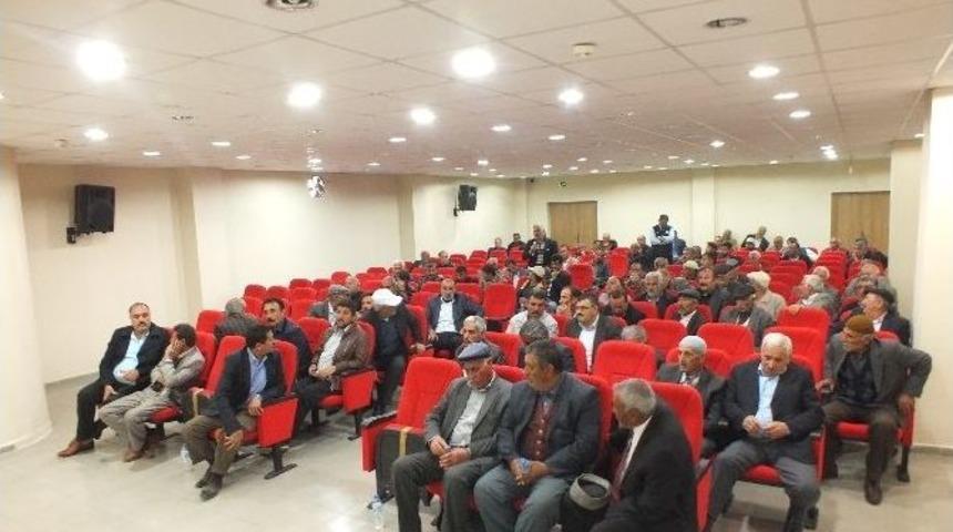 Malazgirt Belediyesi Halk Toplantısı Yaptı