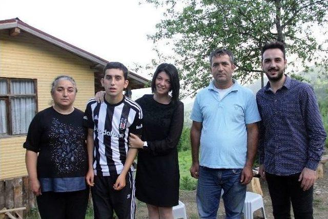 Kayserili İşkadını Ezgi Has’tan Bartınlı Mustafa’ya Yardım Eli 1