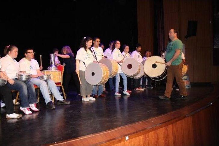 Engelli Öğrenciler Doyasıya Eğlendi G1