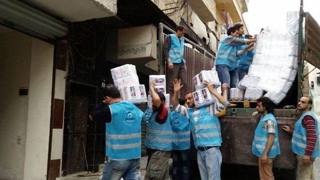 T&uuml;rk Kızılayı Ve İmkander&rsquo;in G&ouml;nderdiği 195 Ton Un Halep&rsquo;e Ulaştı 2
