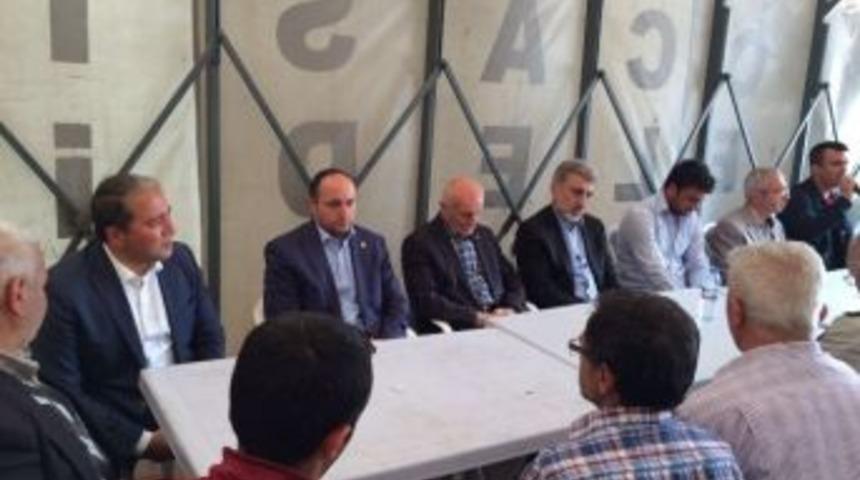 Ekonomi Bakanı Elitaş&rsquo;tan Şehit İbrahim Akarsu&rsquo;nun Evine Taziye Ziyaret