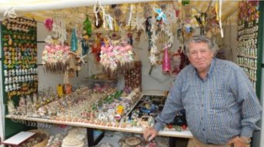 Burhaniye&rsquo;de Gece Pazarı A&ccedil;ıldı