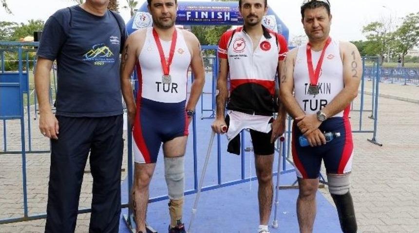 G&uuml;neydoğu Gazileri Triatlona Damga Vurdu