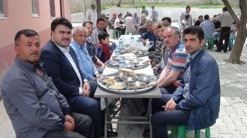 Başkan Ersoy Dere&ouml;ren Mahalle Hayrına Katıldı