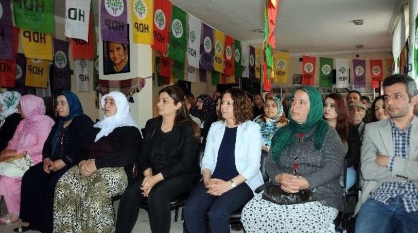 Hdp Hakkari İl&ccedil;e &Ouml;rg&uuml;t&uuml; Kongreye Gitti