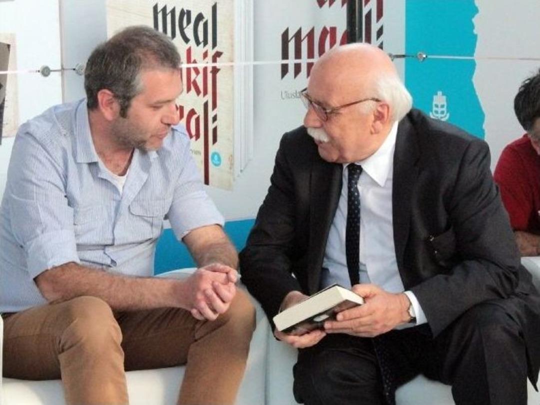 Bakan Avcı, Uluslararası Dergi Fuarı&rsquo;na Katıldı