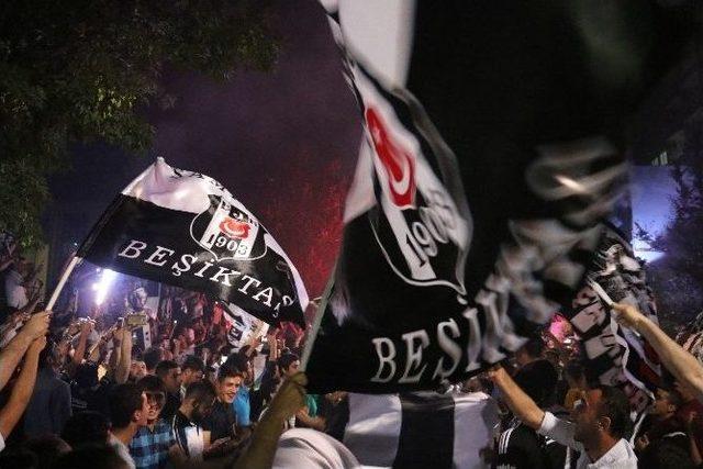 Siirt’te Beşiktaş’ın Şampiyonluğu Kutlandı