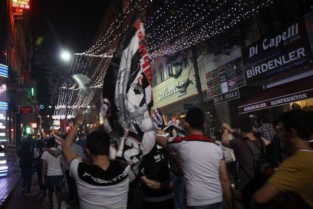 Beşiktaş’ın Şampiyonluk Coşkusu Kocaeli’yi Sardı