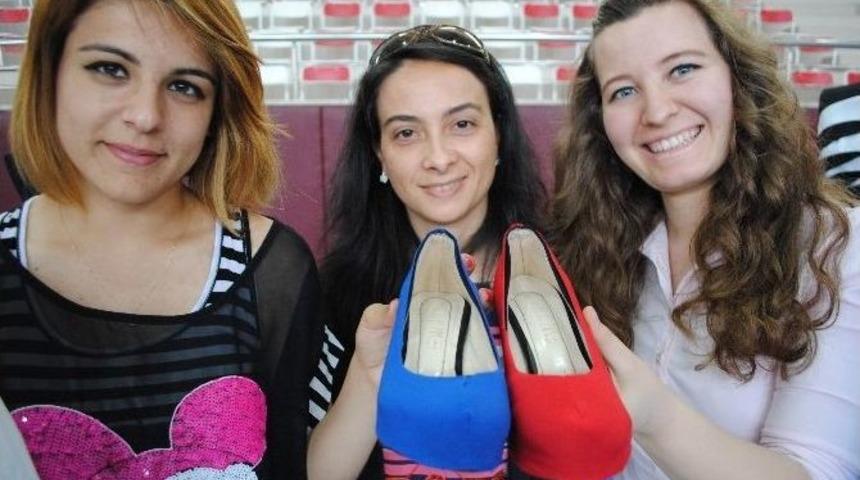 Renk Değiştiren Ayakkabılar