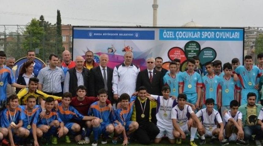 &Ouml;zel Madalyalar Sahiplerini Buldu