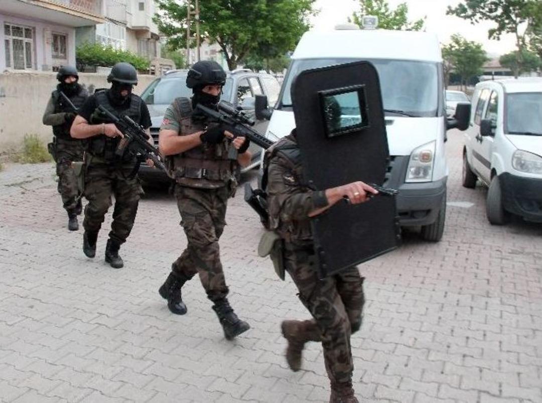 Elazığ&rsquo;da Eş Zamanlı Işid Operasyonu: 7 G&ouml;zaltı