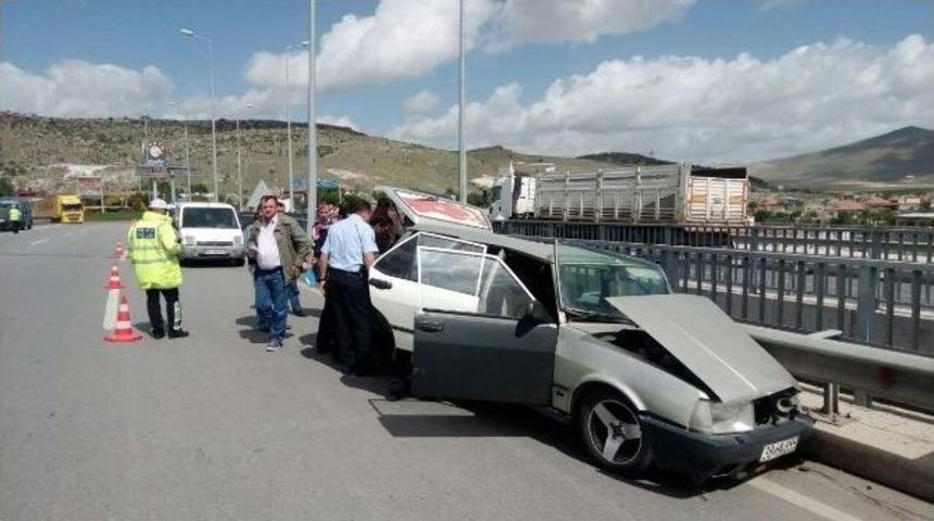 Polisten Ka&ccedil;an S&uuml;r&uuml;c&uuml; Kaza Yapınca Yakalandı