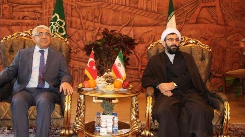 Kars Belediye Başkanı Kara&ccedil;anta, Tebriz Belediyesini Ziyaret Etti