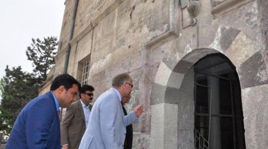 Vali Ceylan, &Uuml;rg&uuml;p&rsquo;te İncelemelerde Bulundu