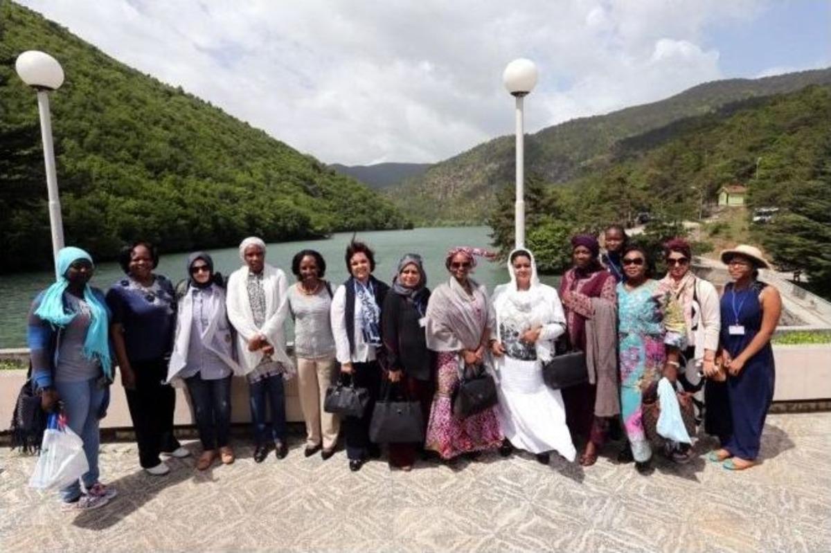 Afrikalı B&uuml;y&uuml;kel&ccedil;i Eşleri Amasya&rsquo;yı Gezdi
