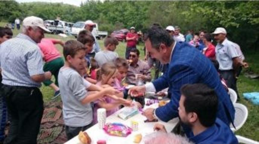 Bey&ccedil;ayırlılar Derneğinden Bahar Şenliği