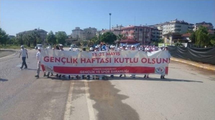 Ak&ccedil;akoca&rsquo;da Gen&ccedil;lik Haftası Ş&ouml;len Havasında Kutlanıyor